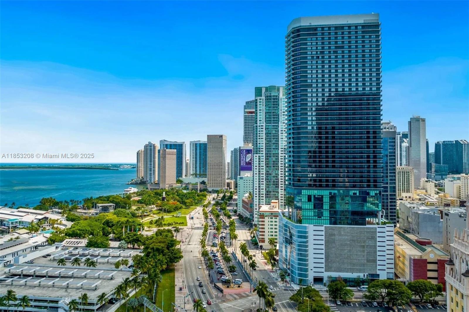Live above it all in this elegant one-bedroom suite at The Elser, where floor-to-ceiling windows and a private balcony showcase breathtaking views of Biscayne Bay, sailboats, and the Skyview observation wheel. This spacious, high-ceiling unit features designer finishes, a gourmet kitchen, spa-style bath, and luxury bedding. Enjoy 5-star amenities including a wrap-around pool, sky lounge, two-story fitness center, valet, and 24/7 concierge. Ideally located near the Kaseya Center, Bayside, Port of Miami, parks, and transit. Great opportunity to utilize the hotel program to earn income if you travel away from Miami. You can elevate your lifestyle in the heart of downtown Miami.