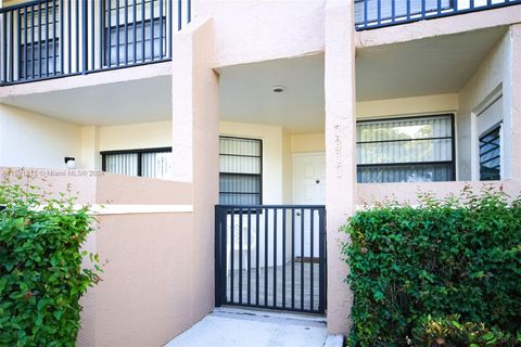 Condominium in Tamarac FL 7317 Fairfax Dr Dr 3.jpg