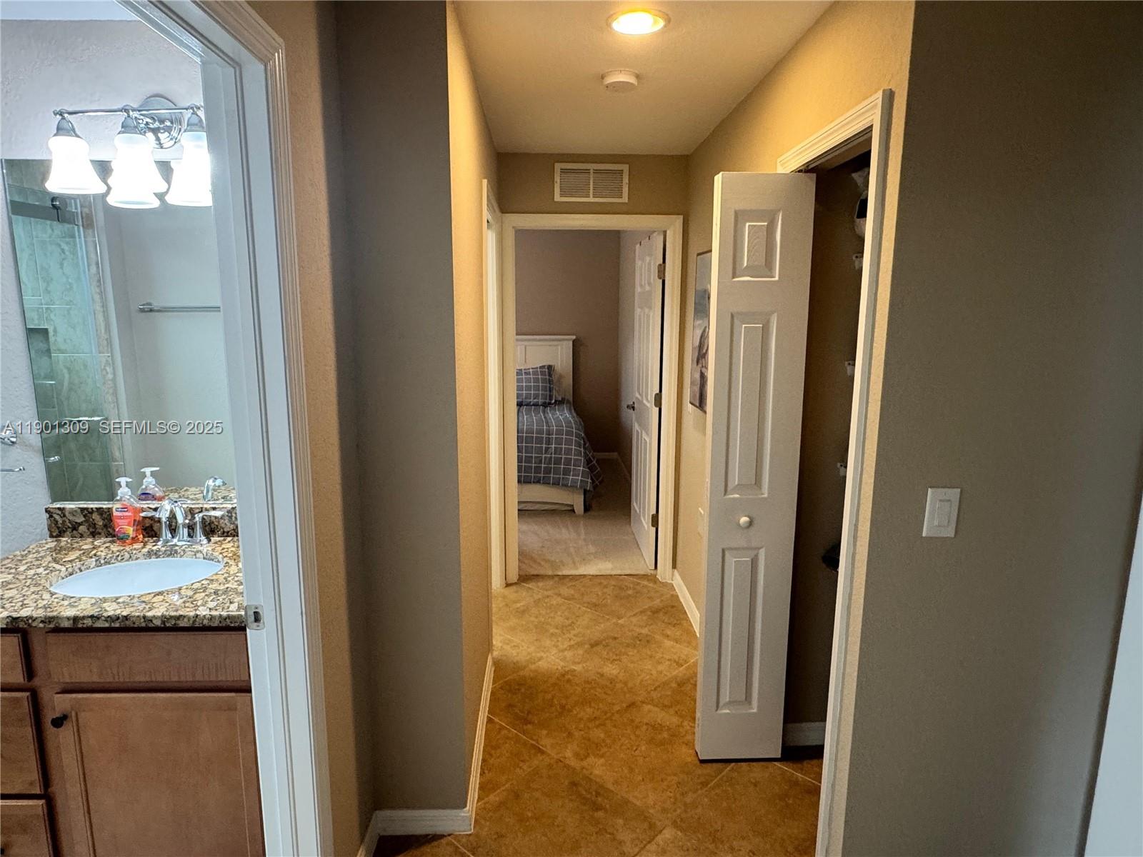 BONITA NATIONAL GOLF - Residential