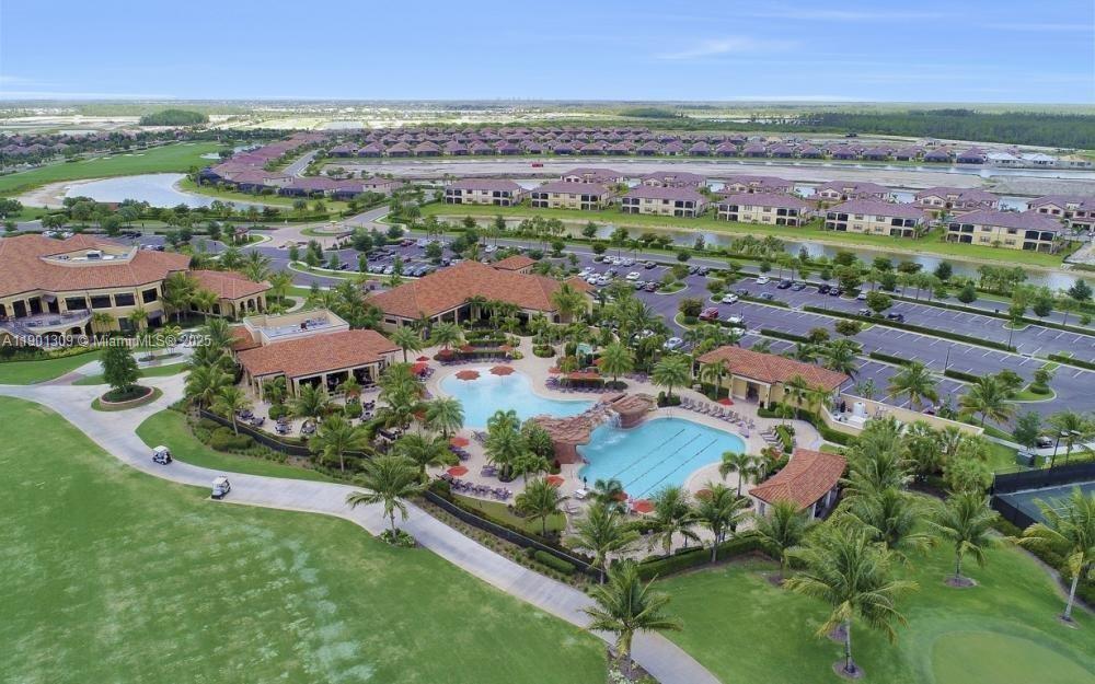 BONITA NATIONAL GOLF - Residential