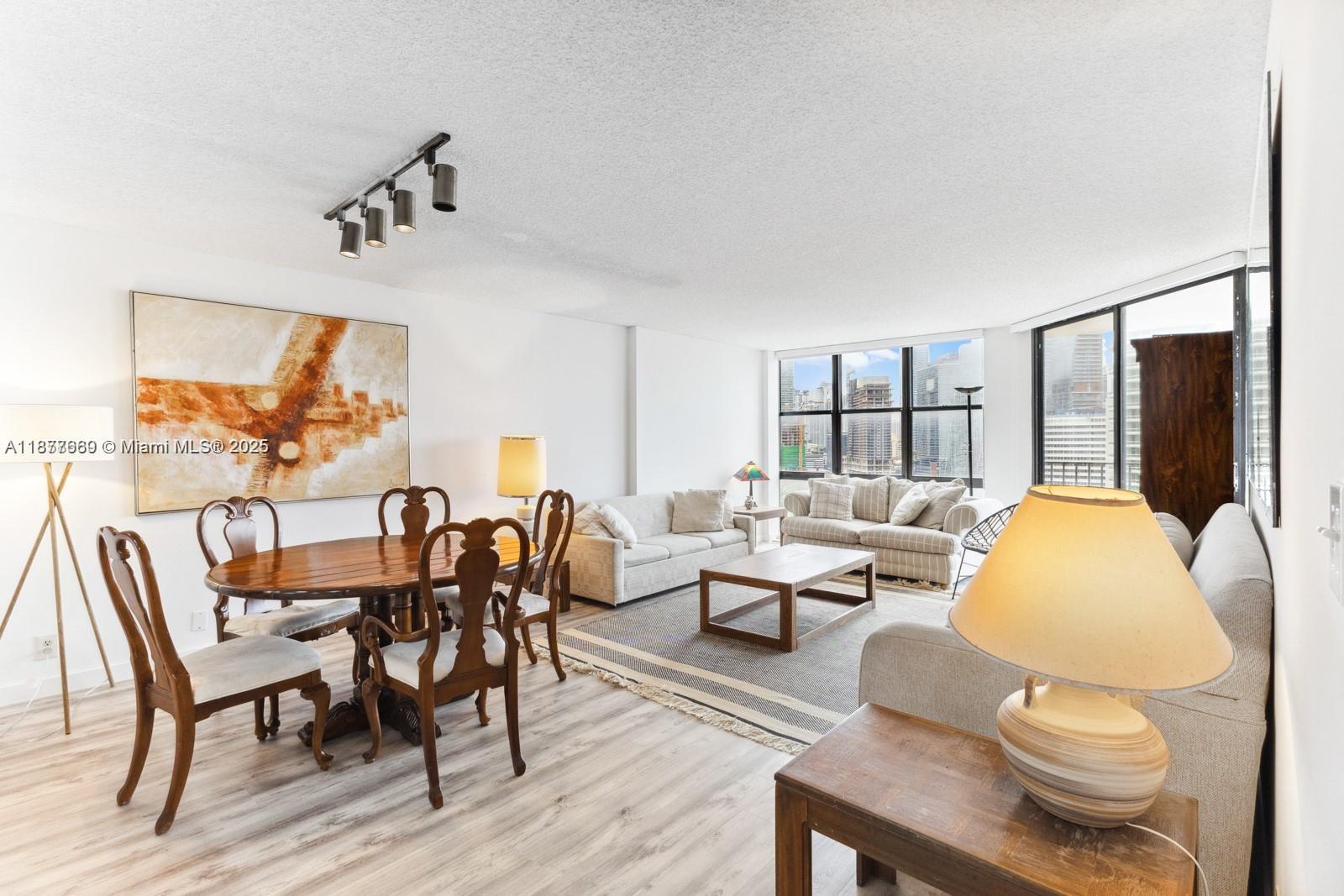 BRICKELL PLACE CONDO - Residential