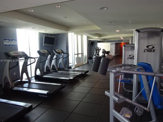 360 CONDO A - Residential
