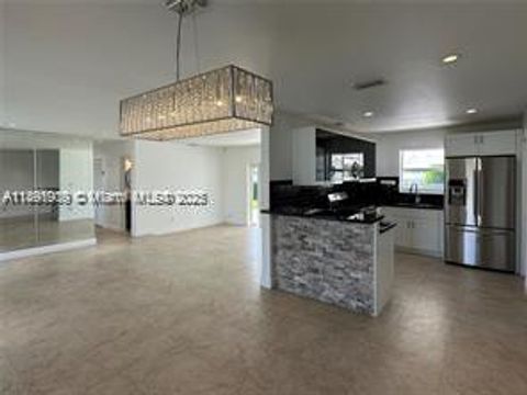 8320 SW 13th Ter Miami FL 33144