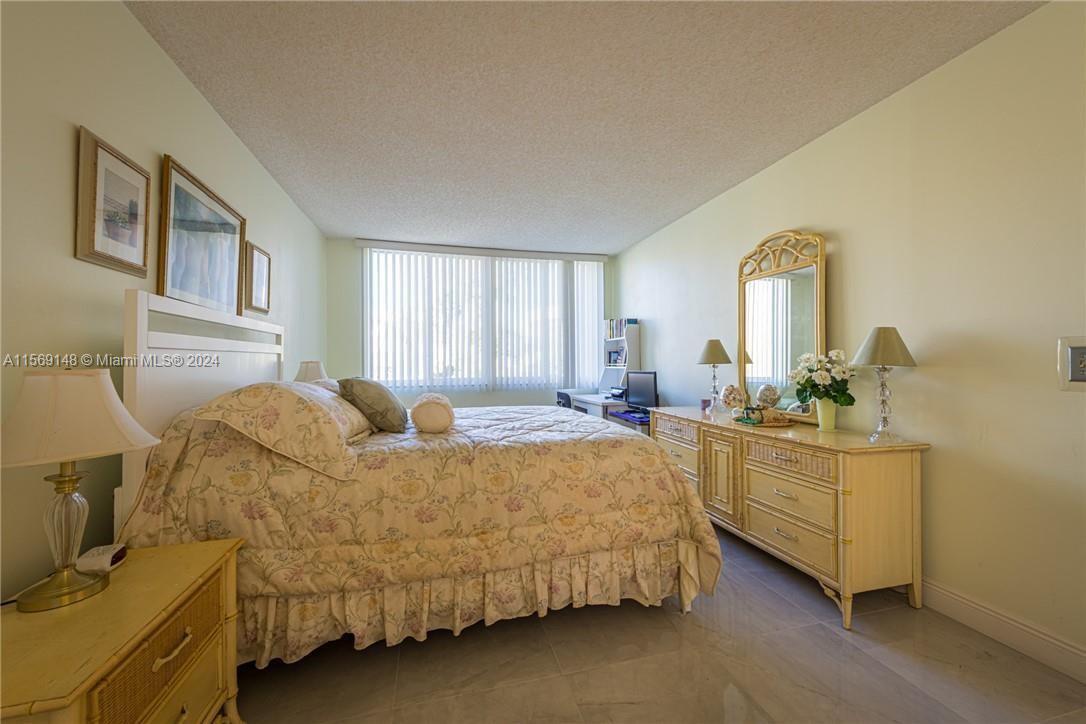 ROYAL PARK GARDENS II-D C - Residential Lease