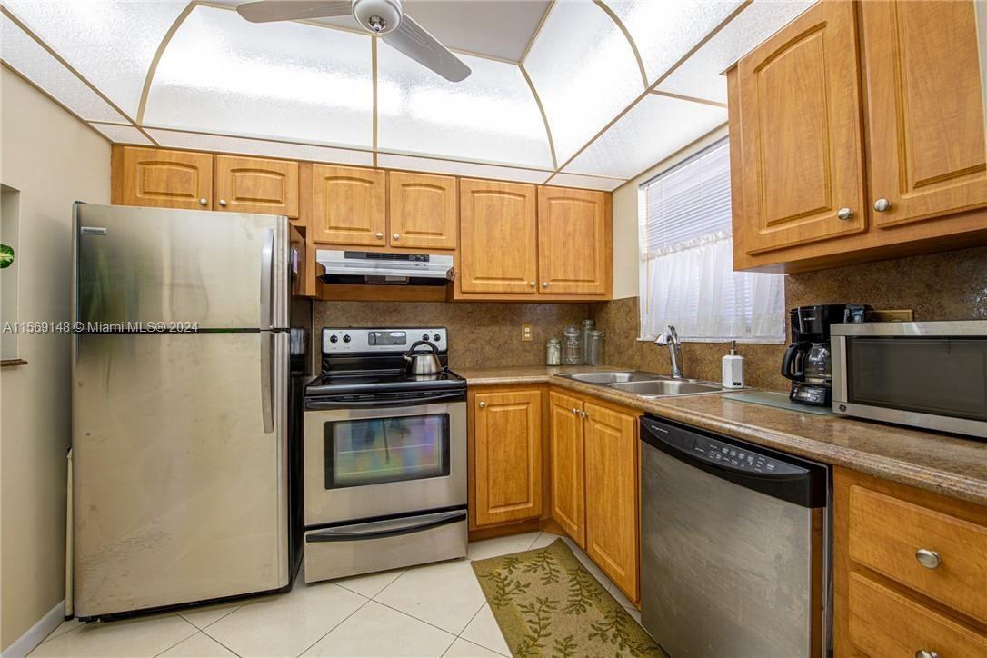 ROYAL PARK GARDENS II-D C - Residential Lease