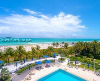 THE DECOPLAGE CONDO - Residential