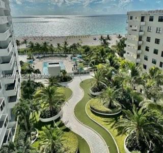 THE DECOPLAGE CONDO - Residential