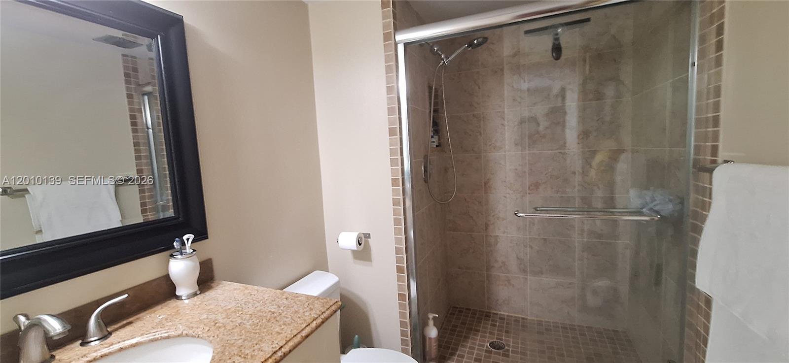 CYPRESS CHASE CONDO NO 5 - Residential