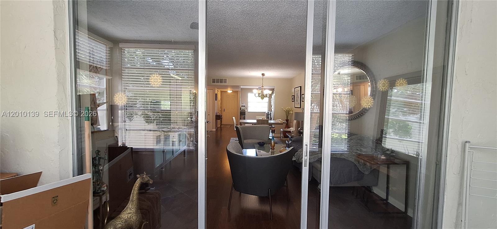 CYPRESS CHASE CONDO NO 5 - Residential