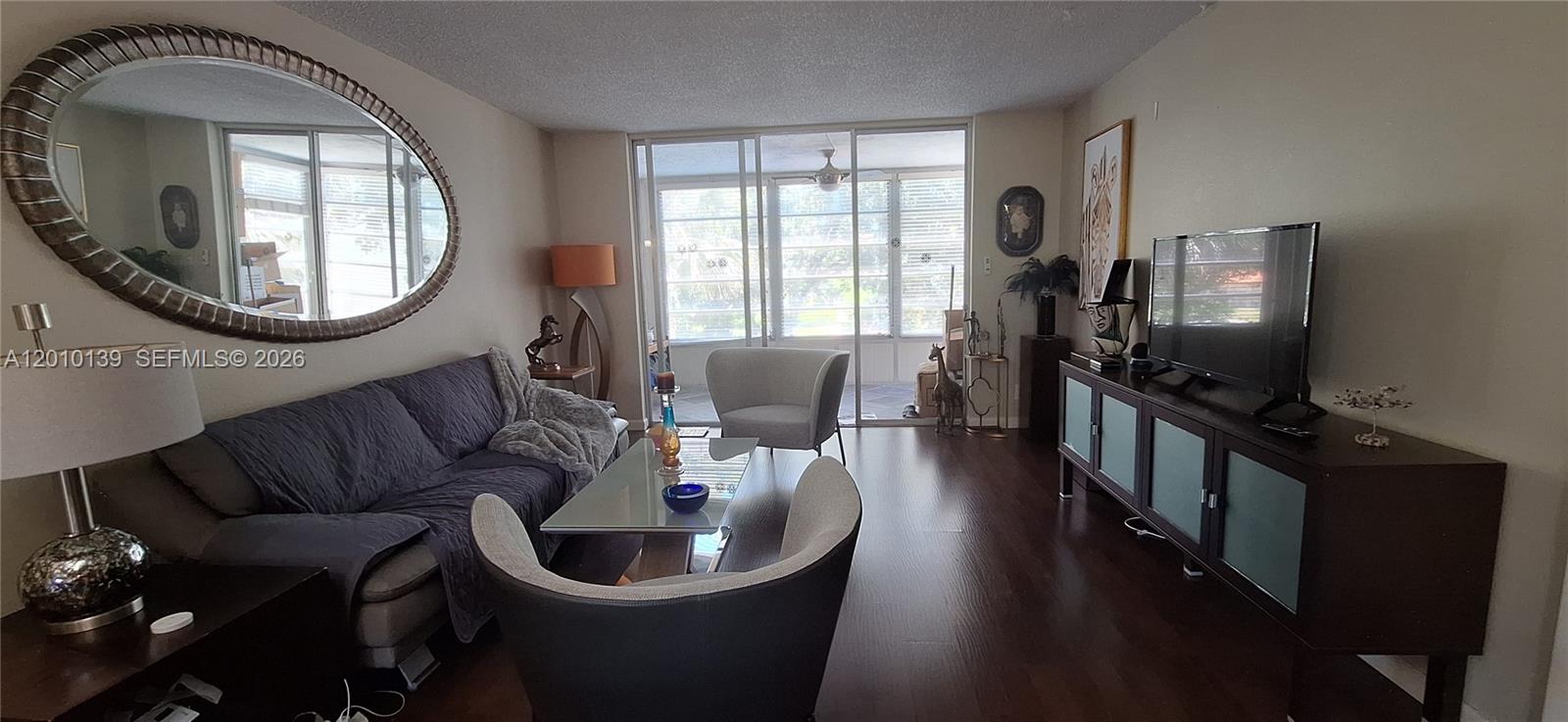 CYPRESS CHASE CONDO NO 5 - Residential