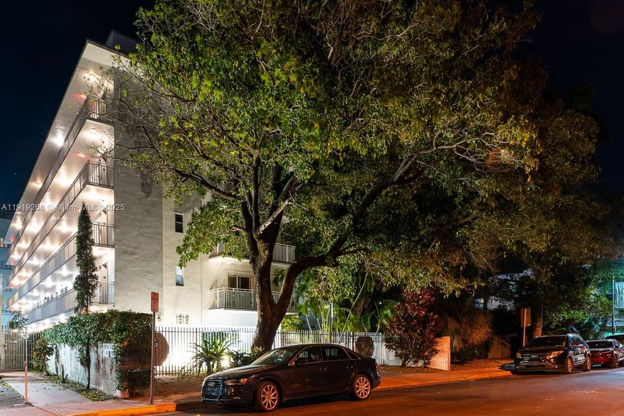 Spacious and  Beautifully Well Kept 1/1 Unit located in a private and quiet community in the heart of SOBE showcases new sleek Floors, modern appliances and  kitchen sink. High Impact Hurricane  Windows and Doors, AC very well Kept, almost new. Laundry room on premises with  LOW HOA, and RESEVES. Private Gated Assigned Parking Space under building ( Very Rare in the Area. Excellent location, half a block from Espanola Way, 1 block and 1/2 from Lincoln Rd, 3 blocks from Ocean Drive and the beautiful SOBE Beaches. Perfect for any type of living experience, or a GOOD SMART Opportunity to expand your Real Estate portfolio. Enjoy a variety of international cuisines, MUSEUNS, THEATHERS, SHOPS situated all around. HOA 672.16. RESERVE 185.28