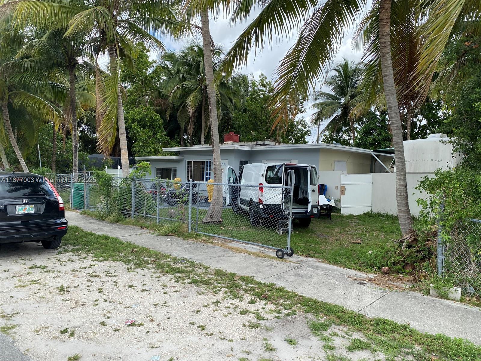 AVOCADO GROVE - Residential