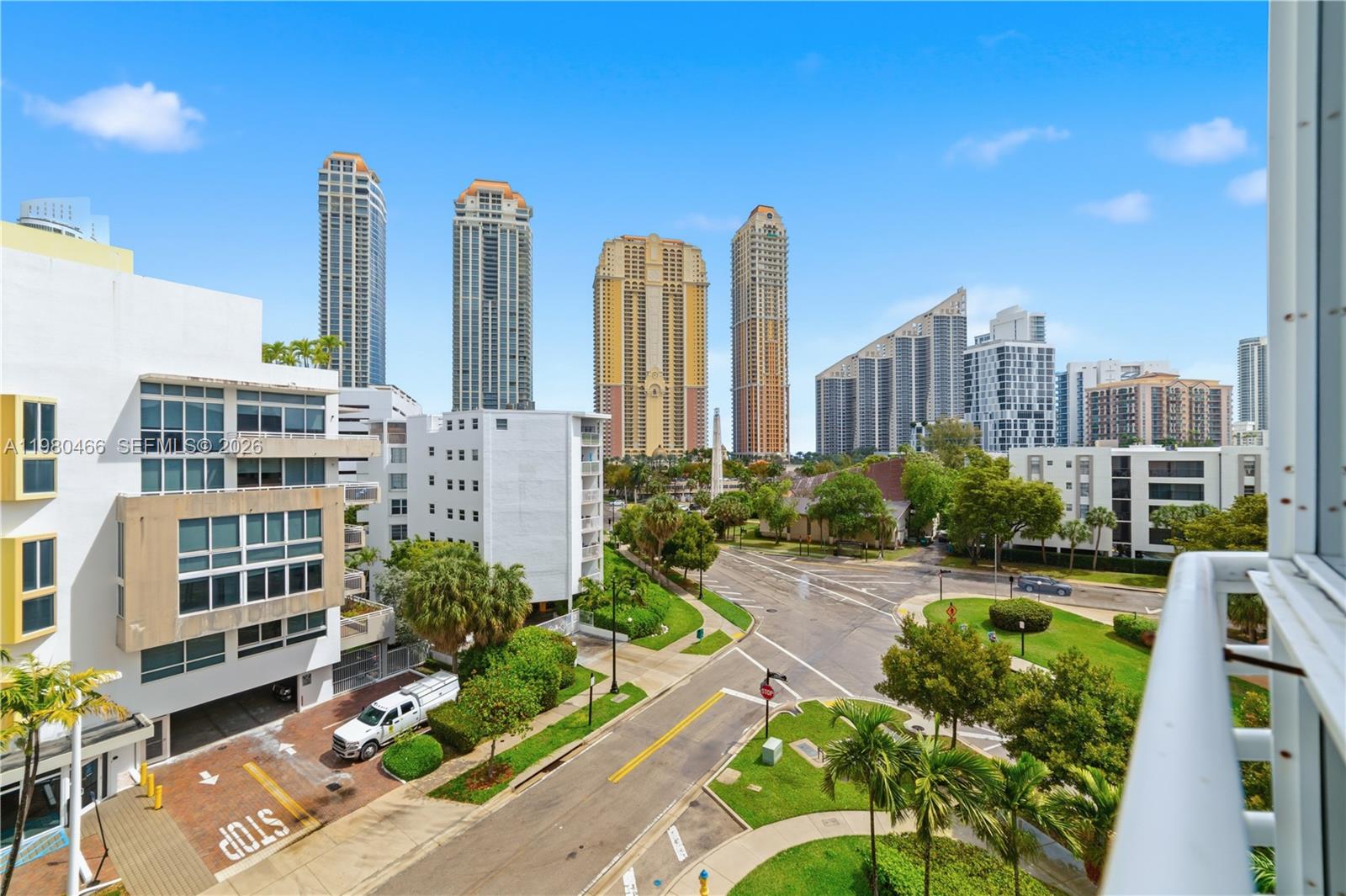 LE FRONTENAC CONDO - Residential