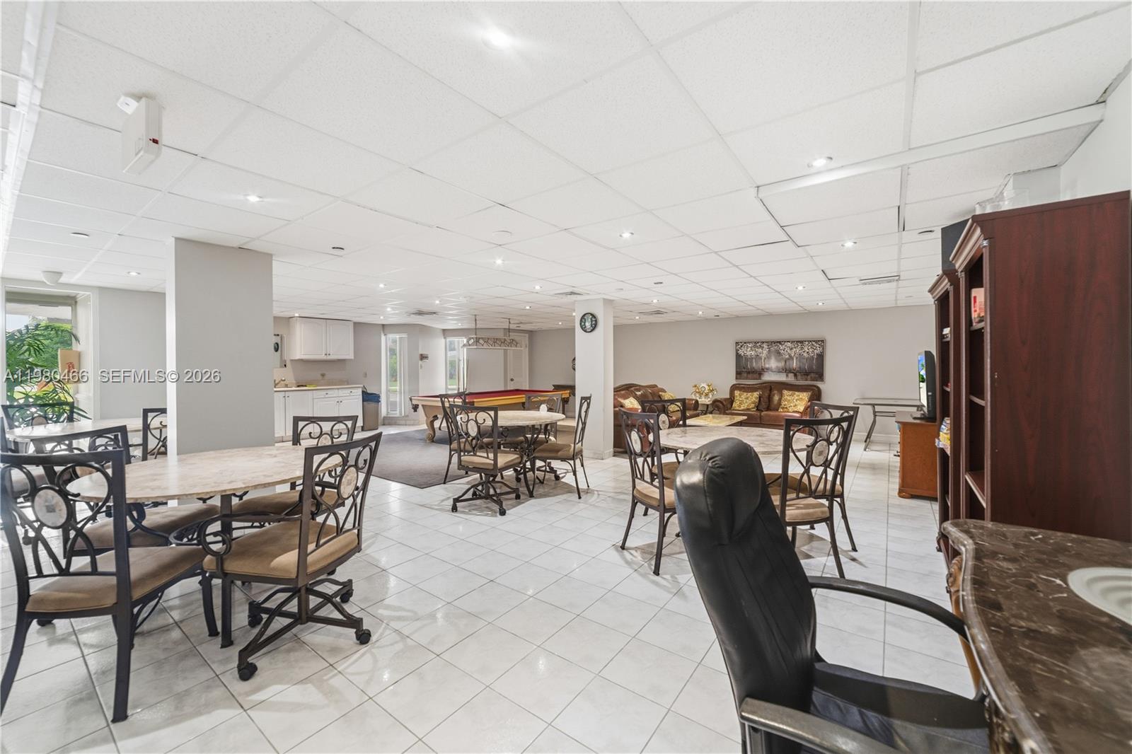 LE FRONTENAC CONDO - Residential