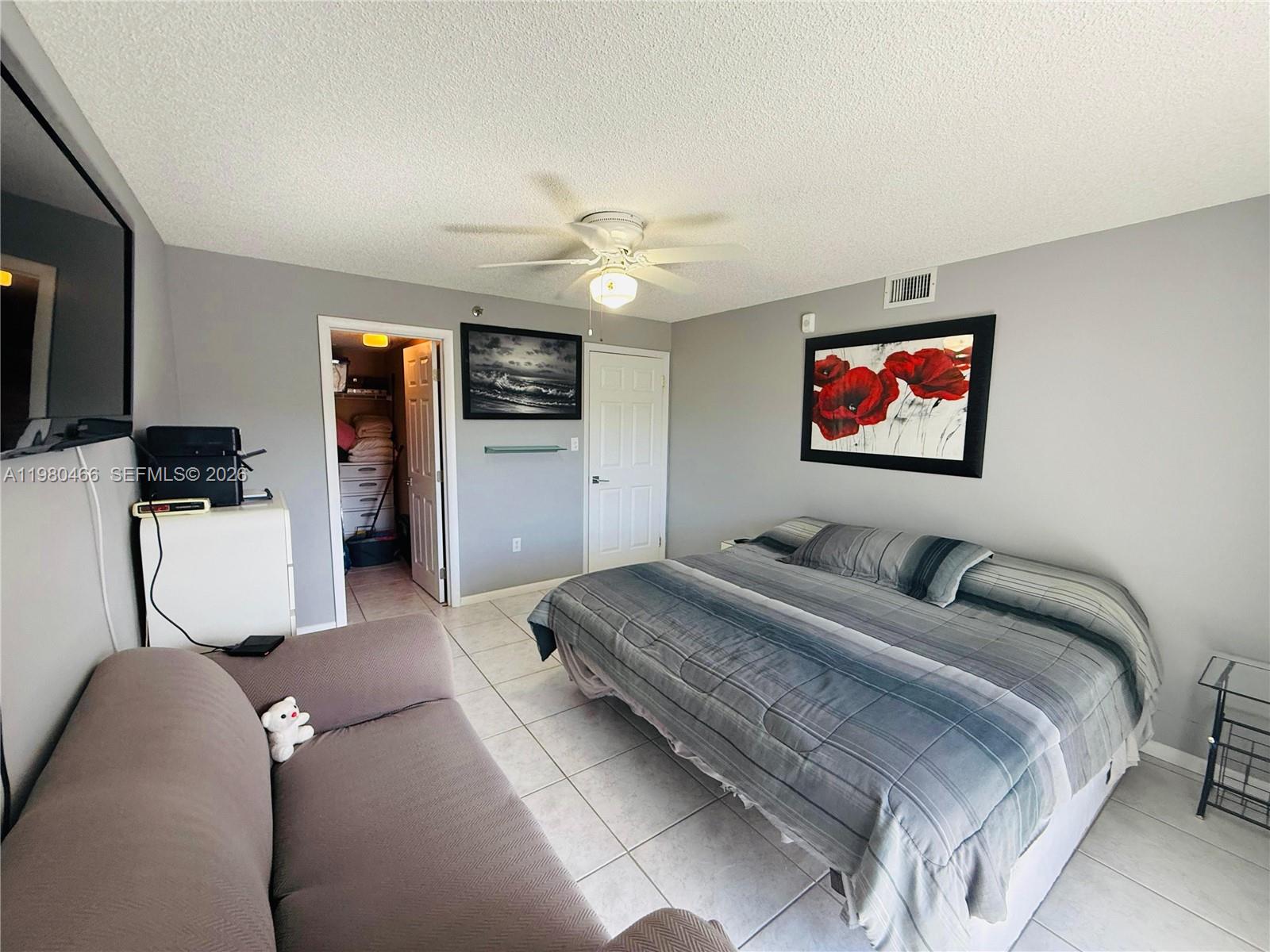 LE FRONTENAC CONDO - Residential