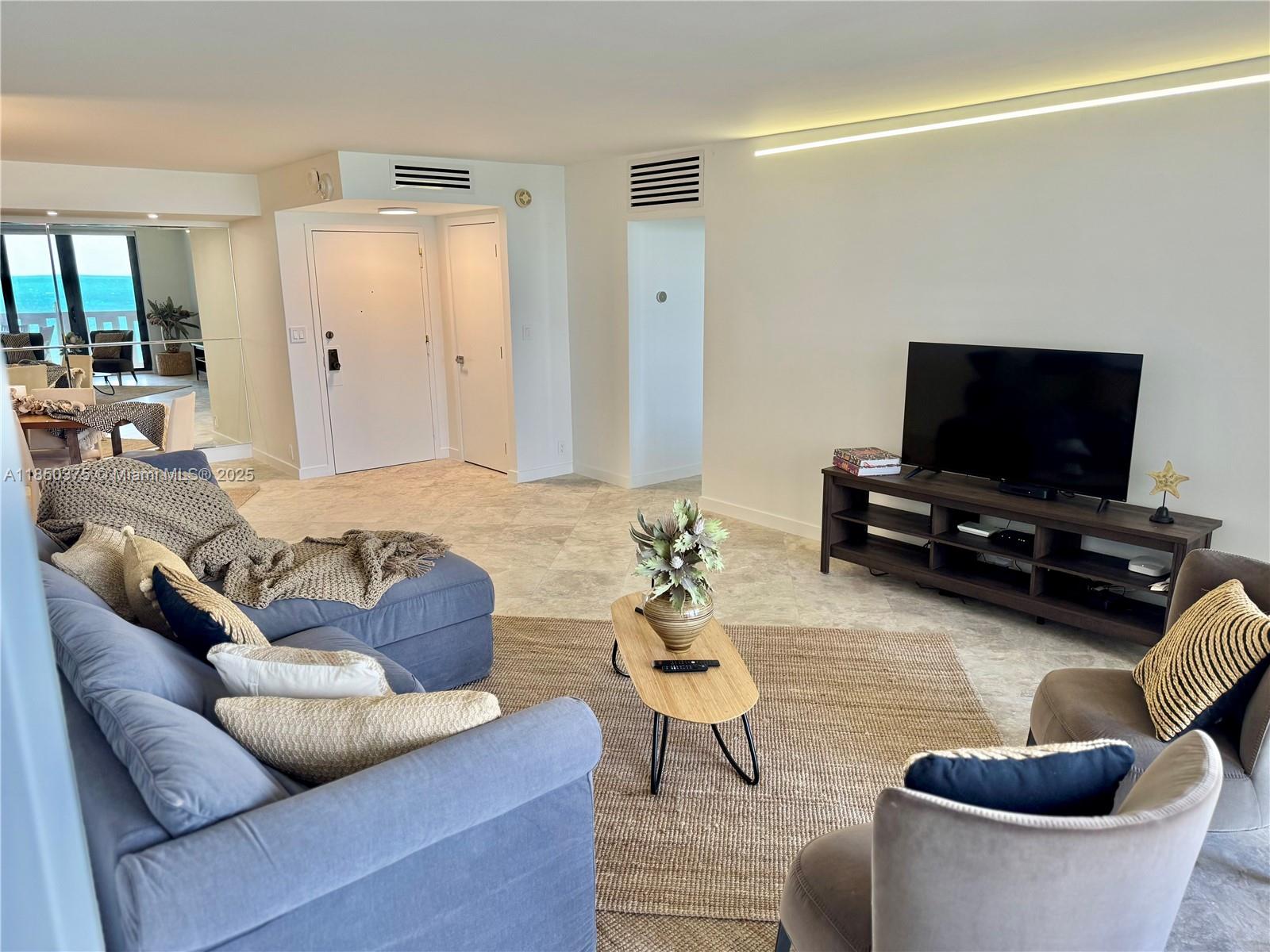 TOWERS OF KEY BISCAYNE CO - Residential Lease