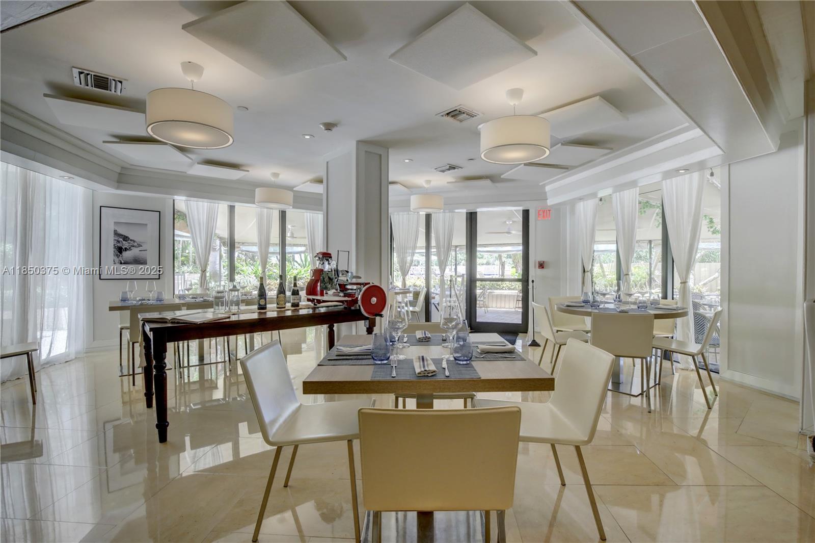 TOWERS OF KEY BISCAYNE CO - Residential Lease