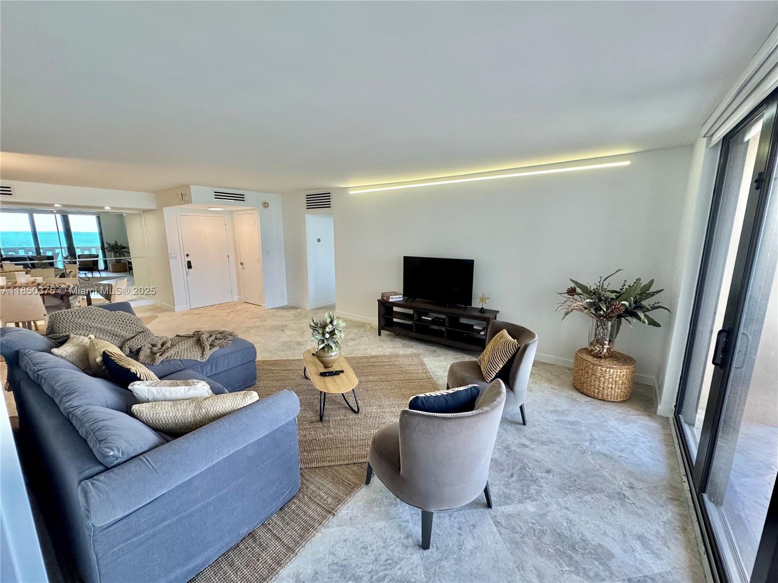 TOWERS OF KEY BISCAYNE CO - Residential Lease