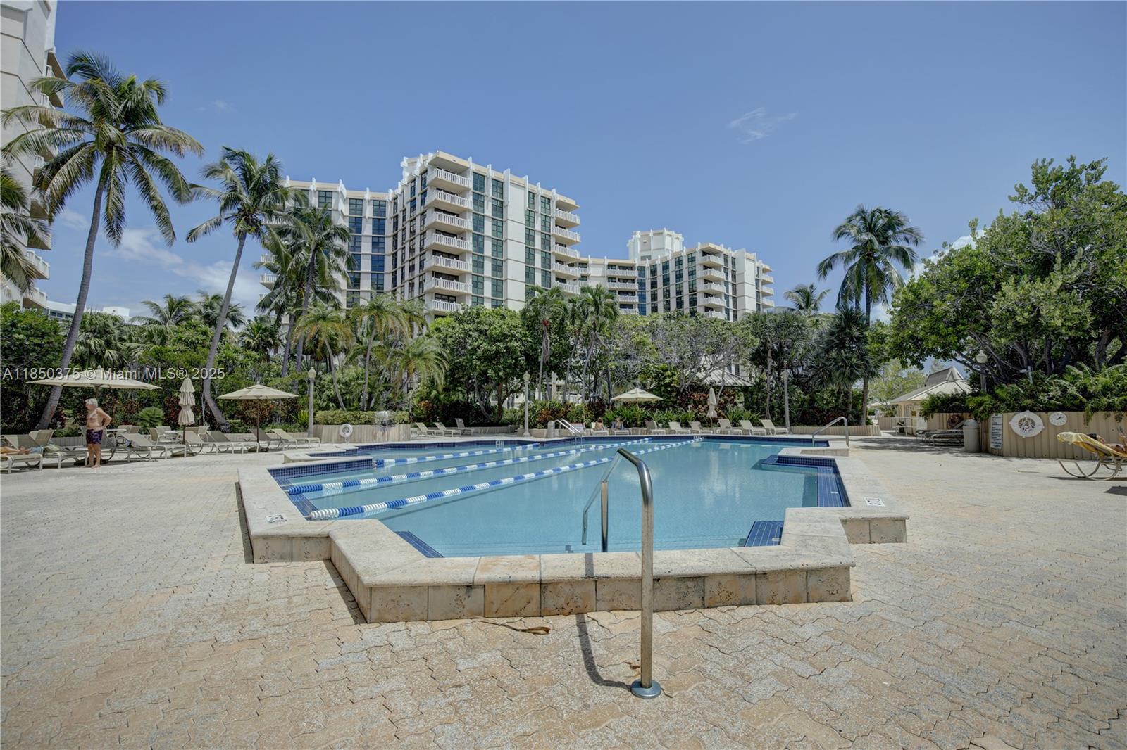 TOWERS OF KEY BISCAYNE CO - Residential Lease