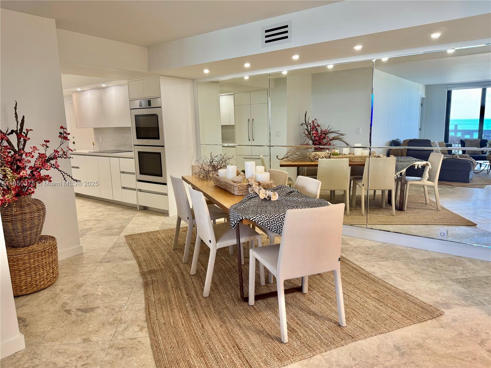 TOWERS OF KEY BISCAYNE CO - Residential Lease