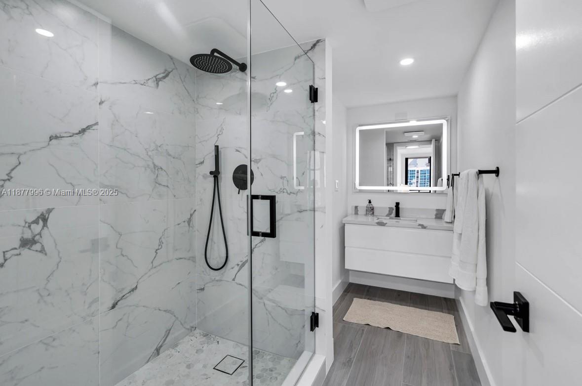 CLUB ATLANTIS CONDO - Residential Lease