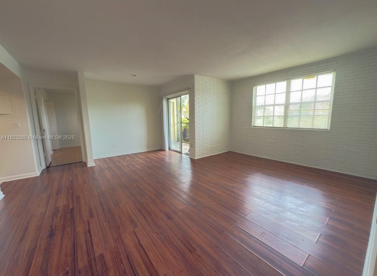 Charming 2 bedroom & 2 bathroom apartment with a relaxing lake and fountain views. Large living area. Laminate flooring, upgrade kitchen with white cabinets, stainless steel appliances and granite counter open to living areas.
**MOVE IN WITH JUST FIRST MONTH AND SECURITY DEPOSIT**
Big walk in closet. *Washer/Dryer inside the unit* Large screened balcony with utilities closet. Royal Poinciana is a gated community that offers amenities such as pool overlooking the lake, fitness center, tennis court, barbecue area, racquetball, walking paths around the lake, a car wash area, a dog park and guest parking. Close to shopping, restaurants & highways. Please note Condo Association requires minimum 650 Fico score. Property vacant. Fast approval.
*WATER and SEWER is included*