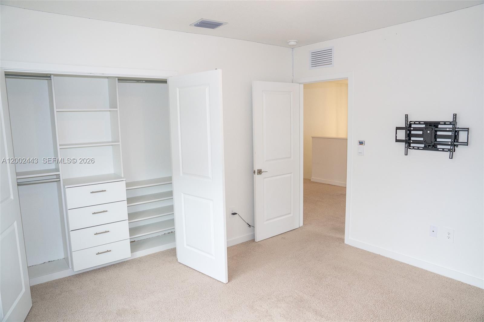 DIXIE HEIGHTS - Residential