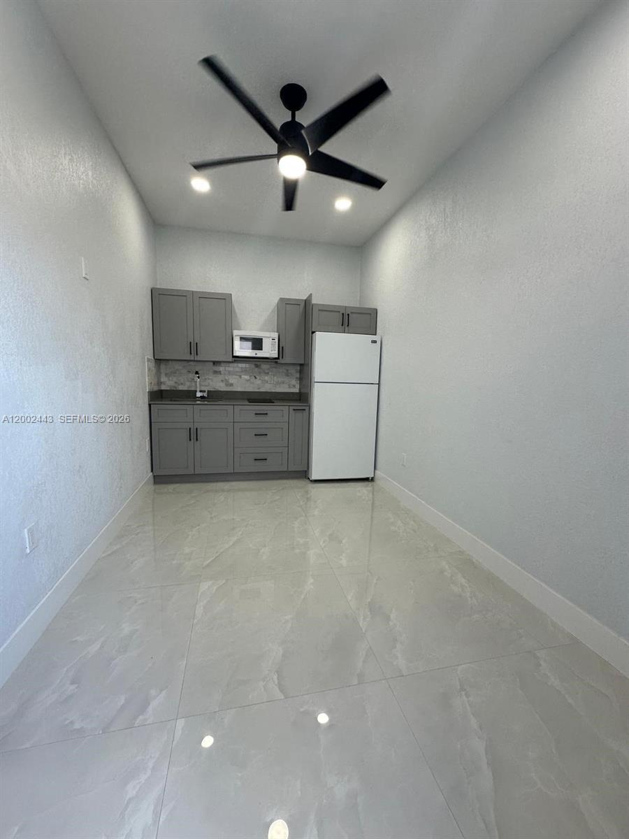 DIXIE HEIGHTS - Residential