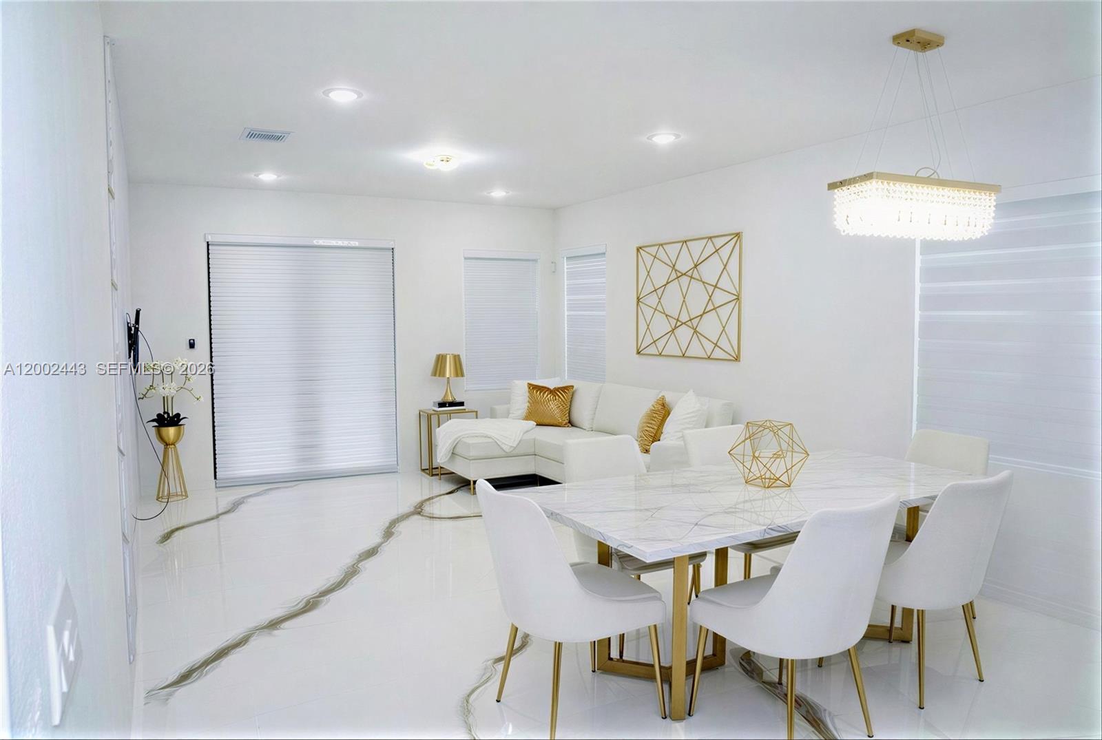 DIXIE HEIGHTS - Residential