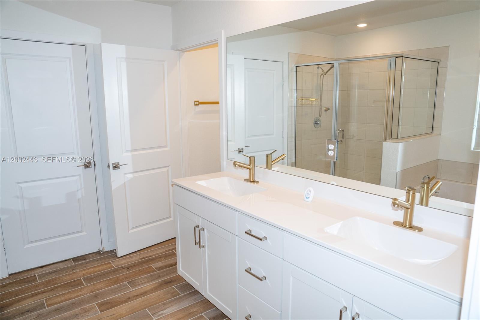 DIXIE HEIGHTS - Residential