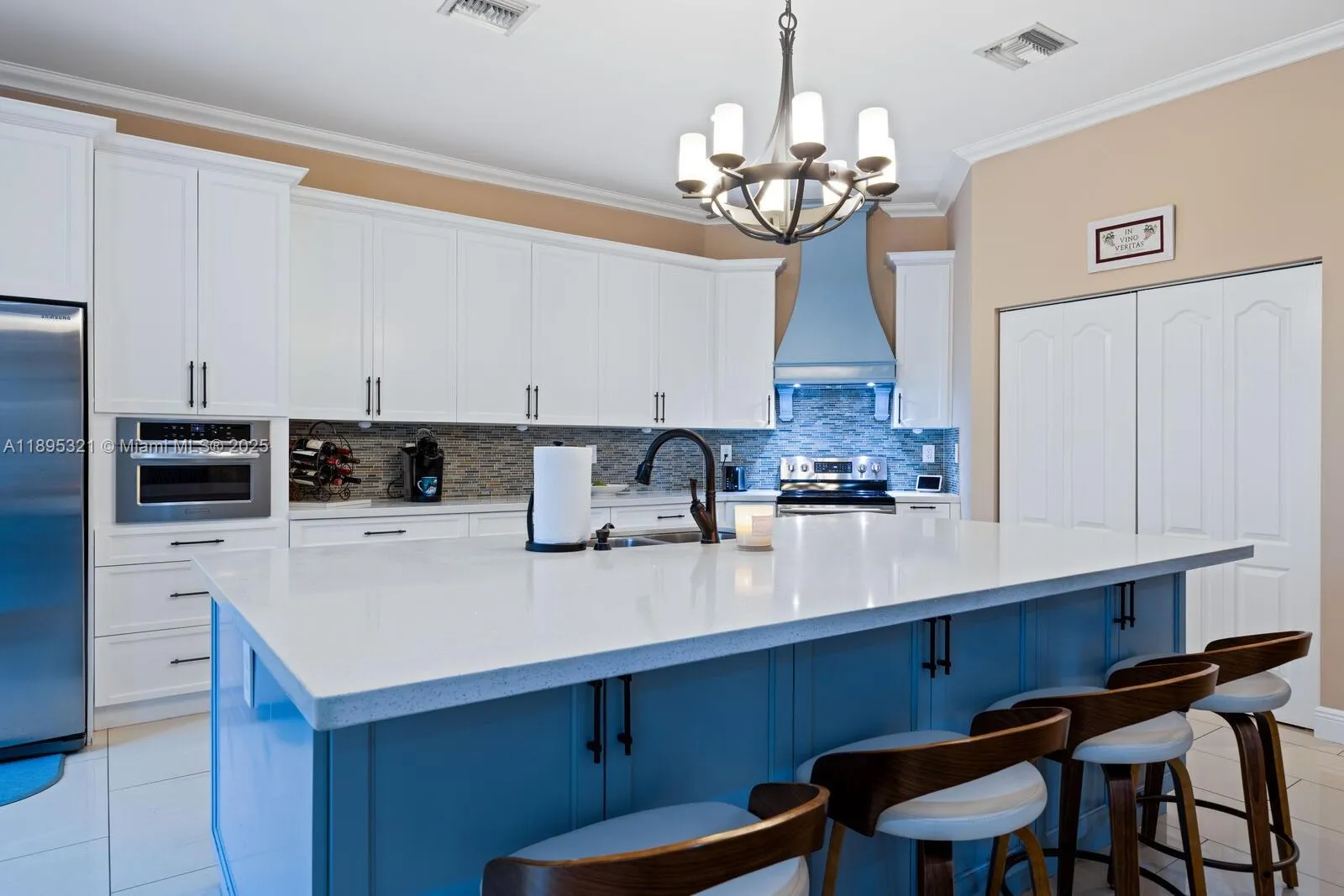 Homestead, Florida 33031, United States, 4 Bedrooms Bedrooms, ,3 BathroomsBathrooms,Residential,Active,227354