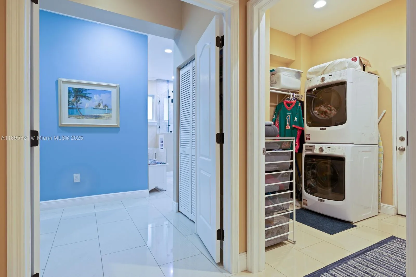 Homestead, Florida 33031, United States, 4 Bedrooms Bedrooms, ,3 BathroomsBathrooms,Residential,Active,227354