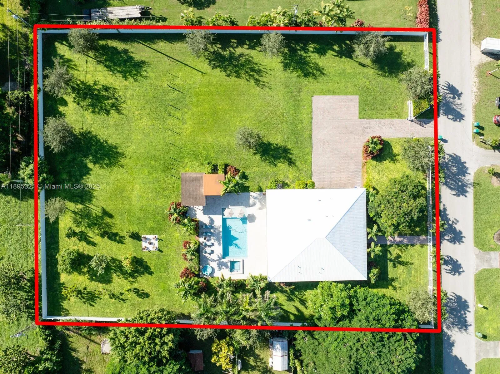 Homestead, Florida 33031, United States, 4 Bedrooms Bedrooms, ,3 BathroomsBathrooms,Residential,Active,227354