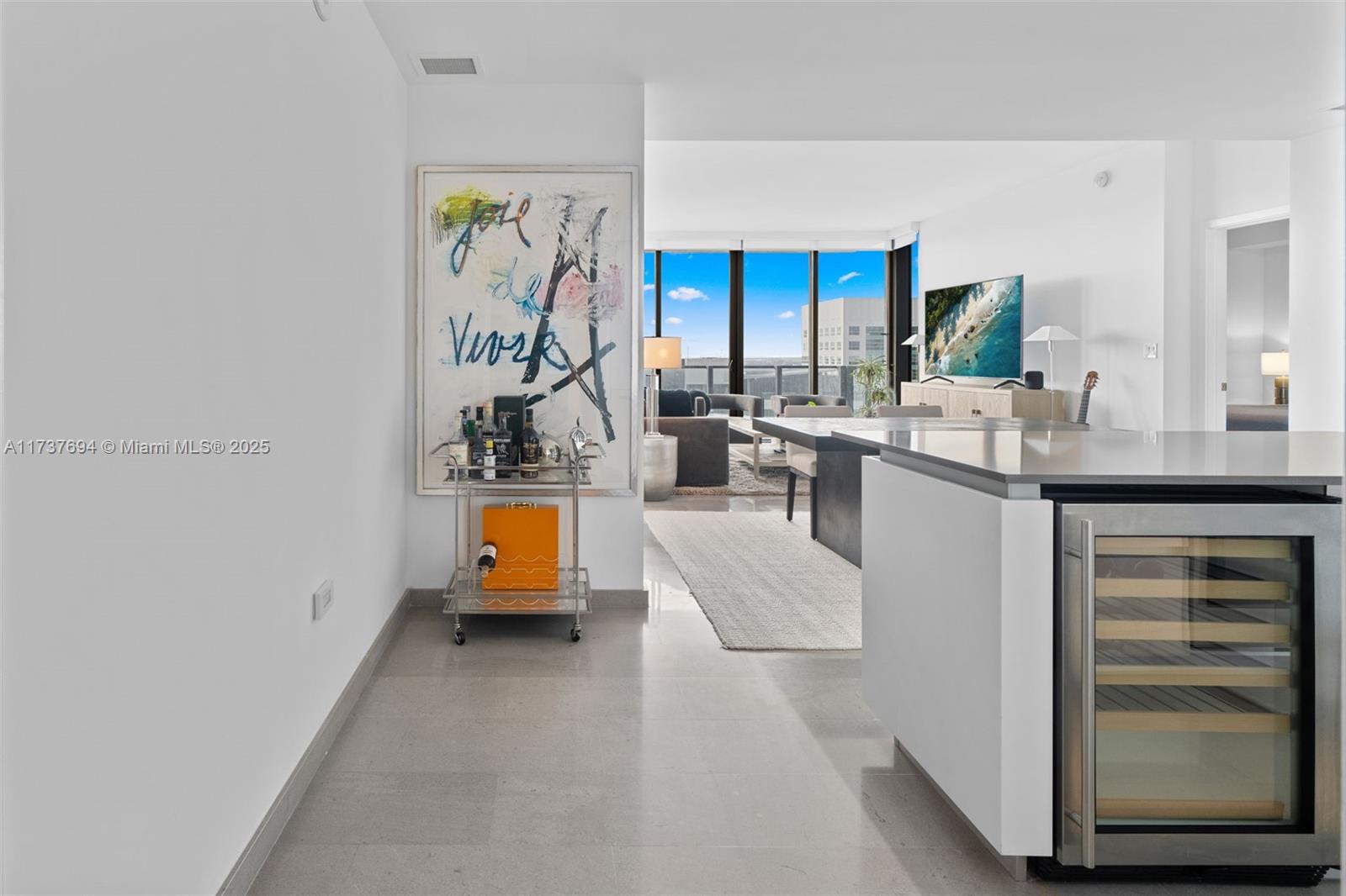 RISE CONDO - Residential