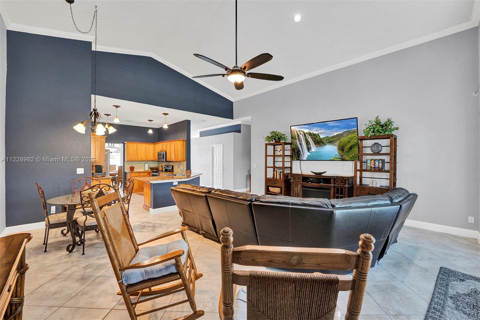 SILVER LAKES AT PEMBROKE - Residential