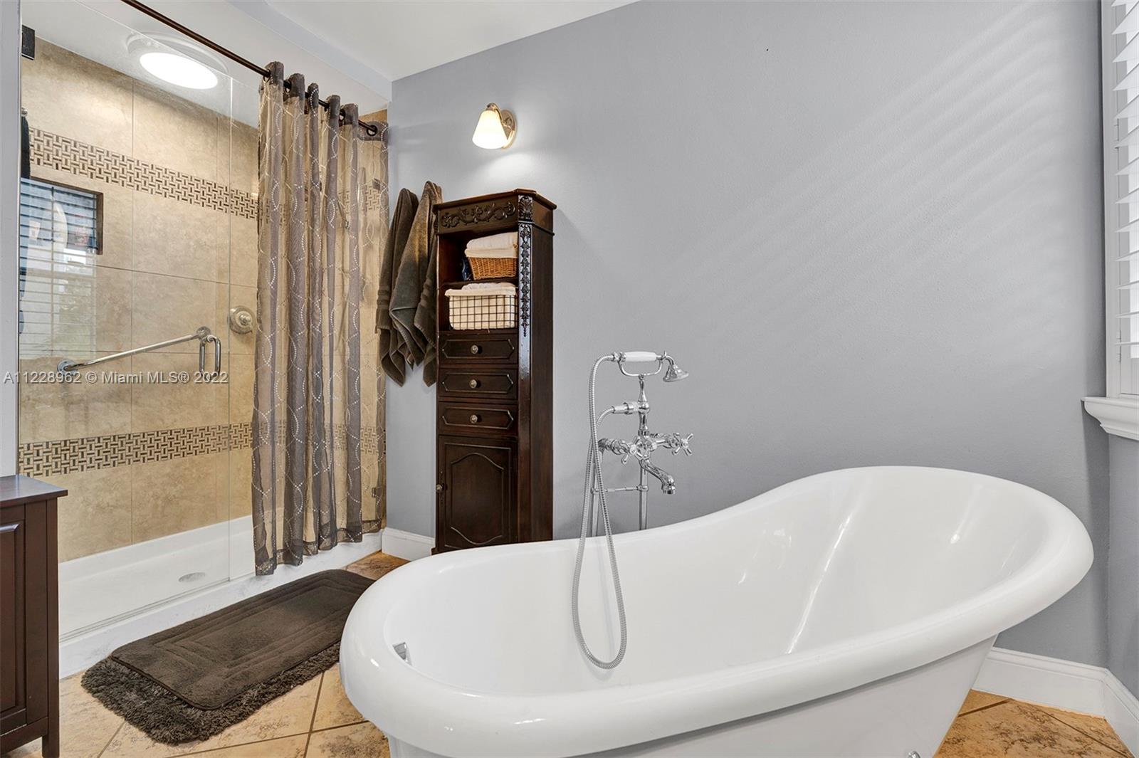 SILVER LAKES AT PEMBROKE - Residential