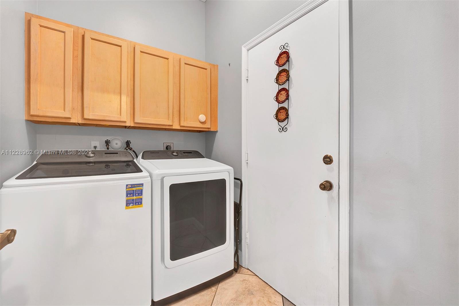 SILVER LAKES AT PEMBROKE - Residential