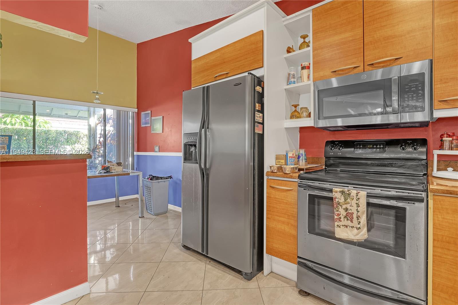 VILLAS OF MONTEREY AT IND - Residential