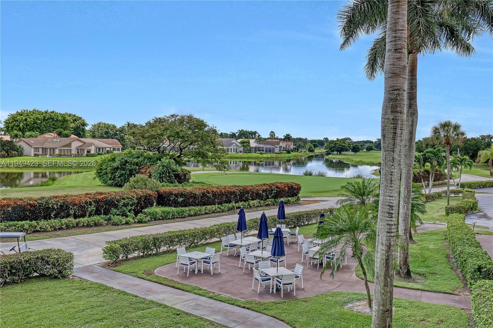 VILLAS OF MONTEREY AT IND - Residential