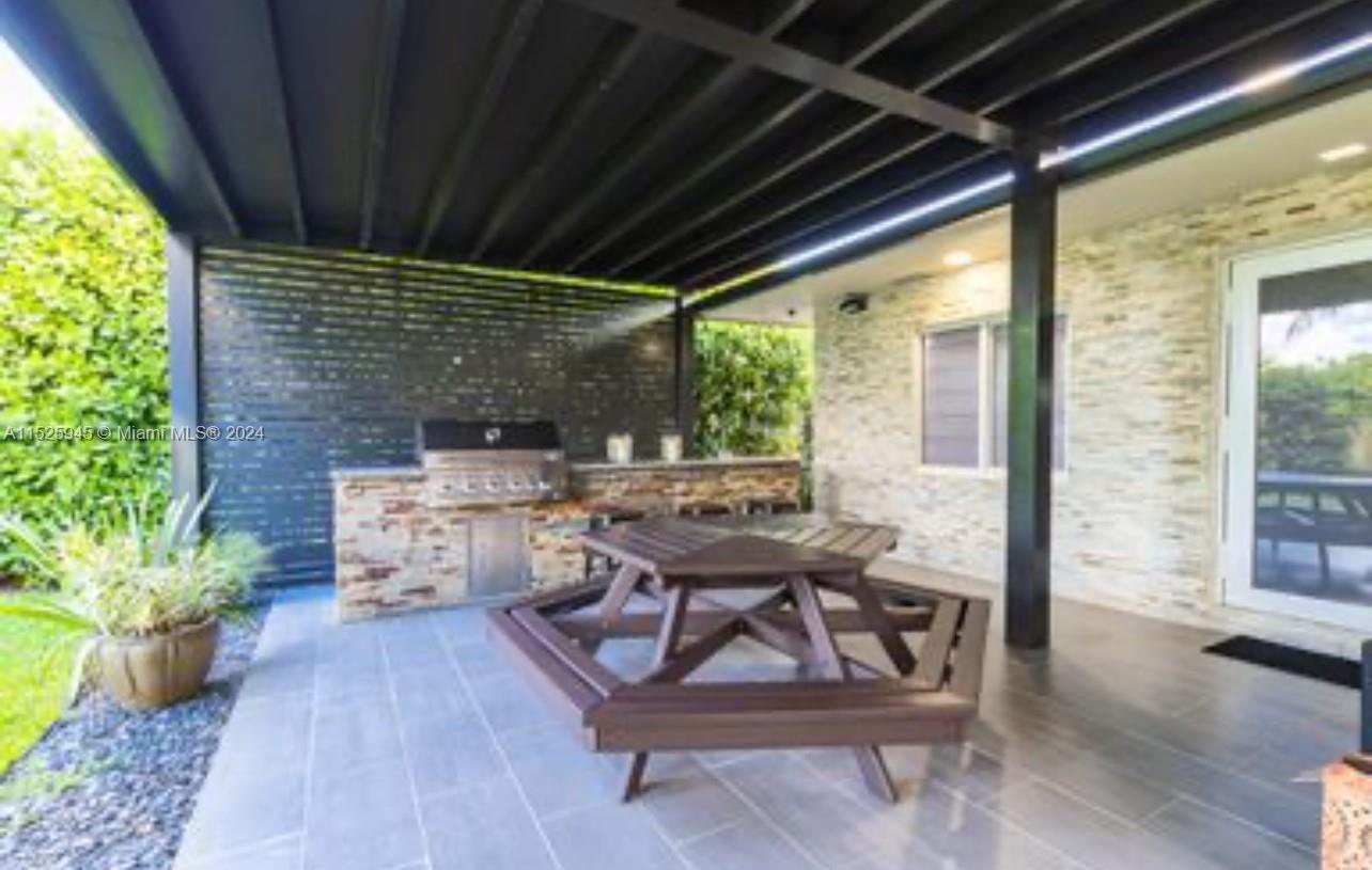 El Portal - Residential