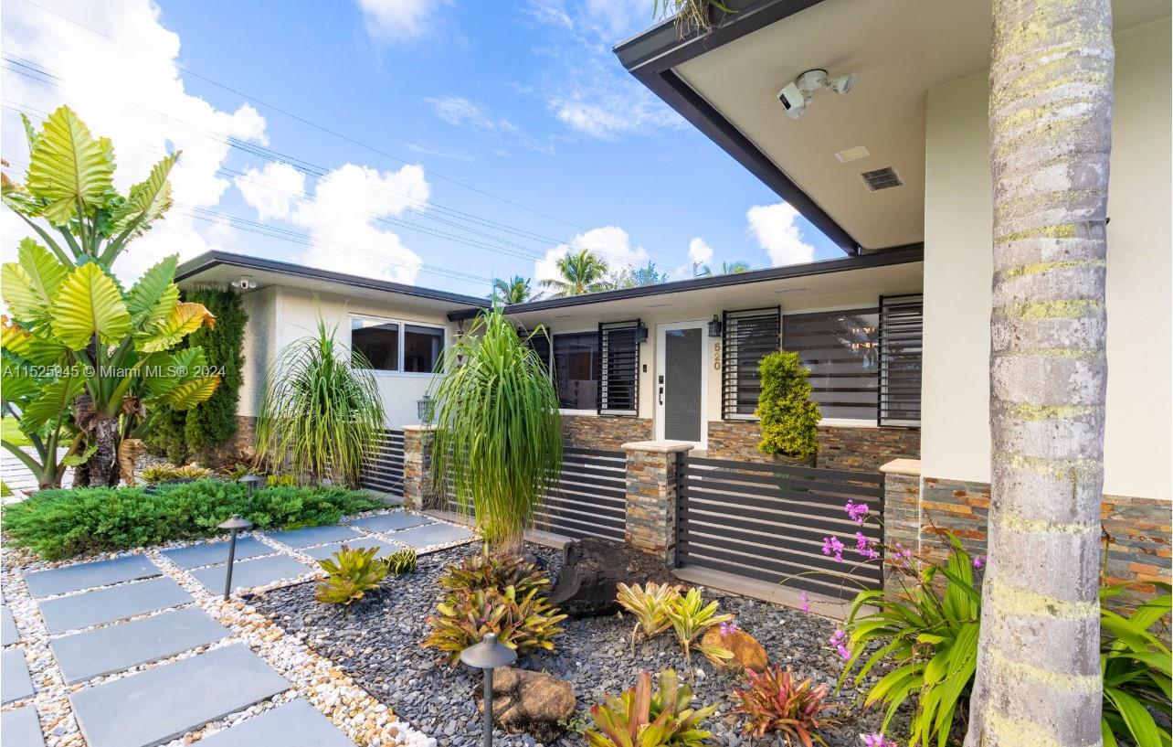 El Portal - Residential