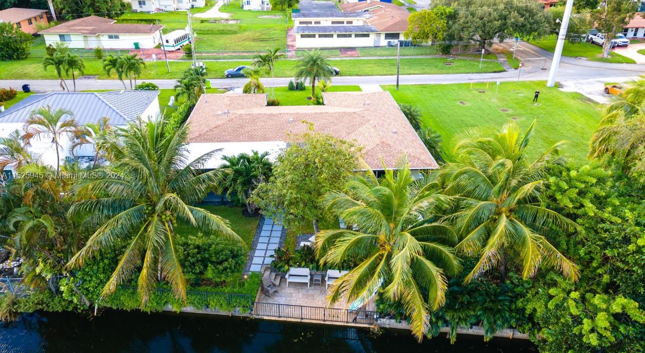 520 Nw 87th