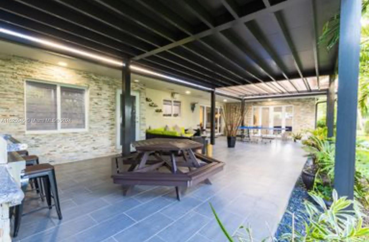 El Portal - Residential