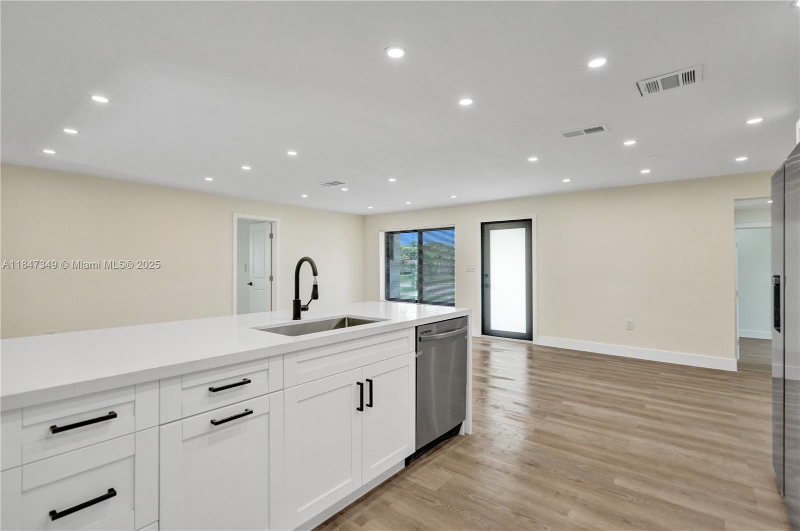 SUNRISE GOLF VILLAGE FIRS - Residential