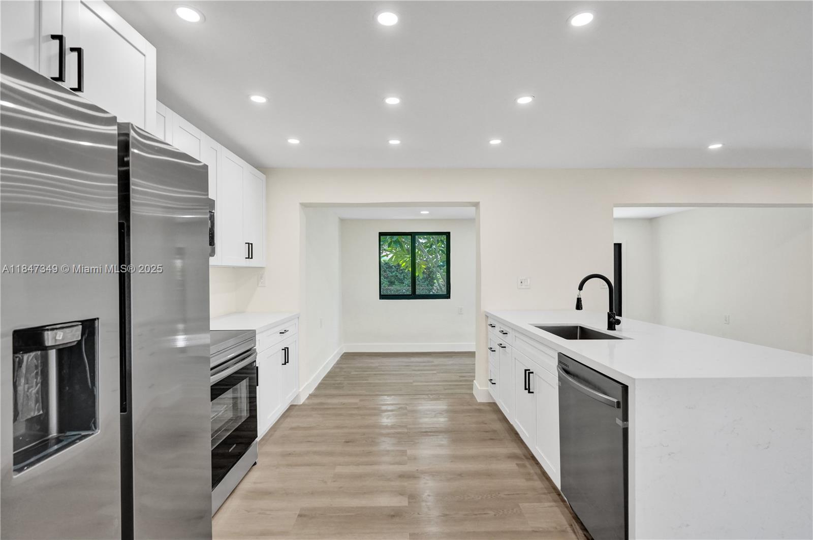 SUNRISE GOLF VILLAGE FIRS - Residential