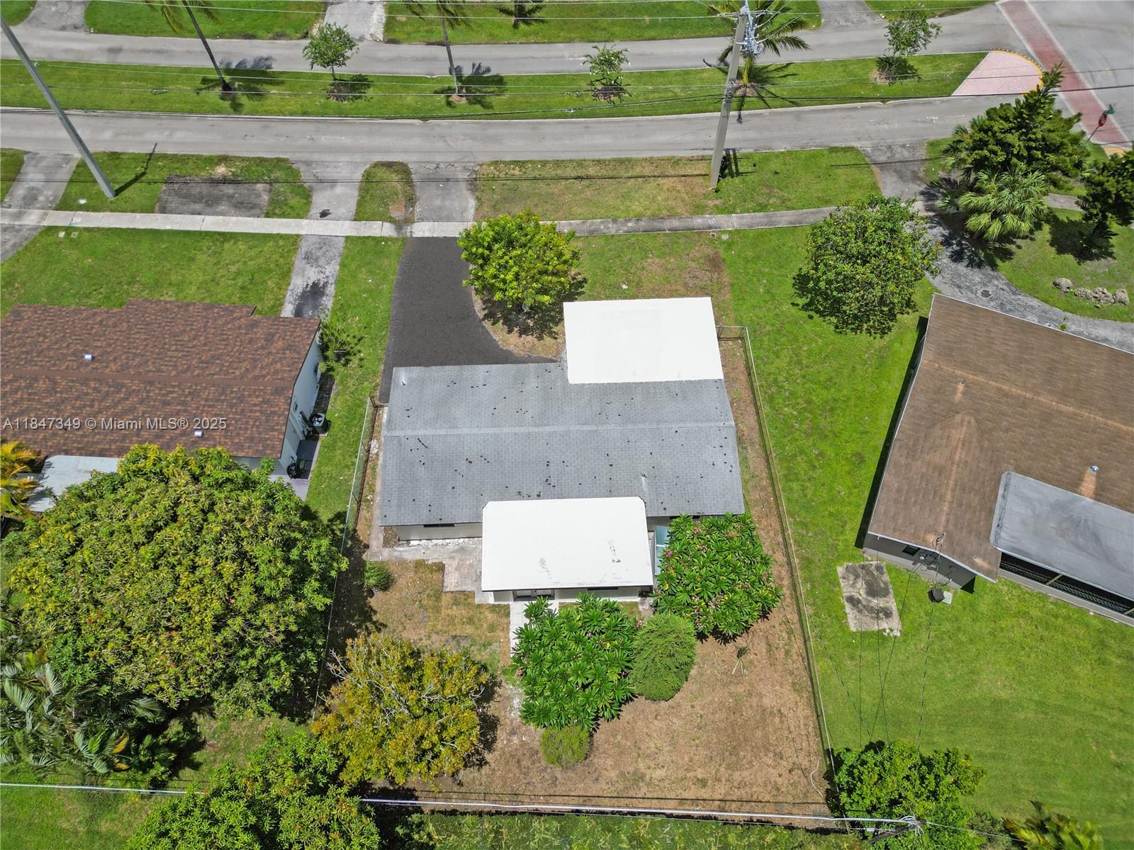 SUNRISE GOLF VILLAGE FIRS - Residential