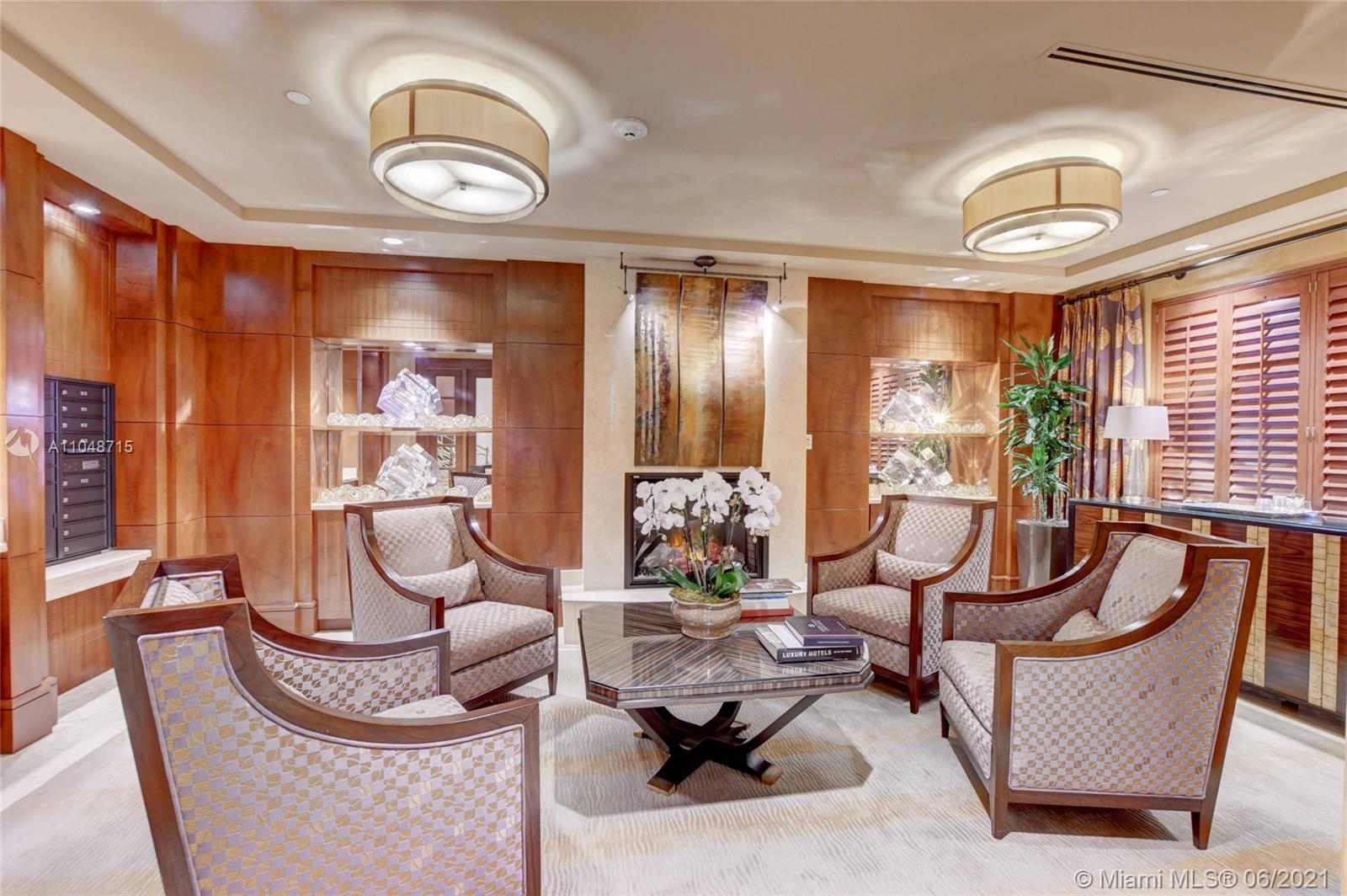 LUXURIA CONDO - Residential