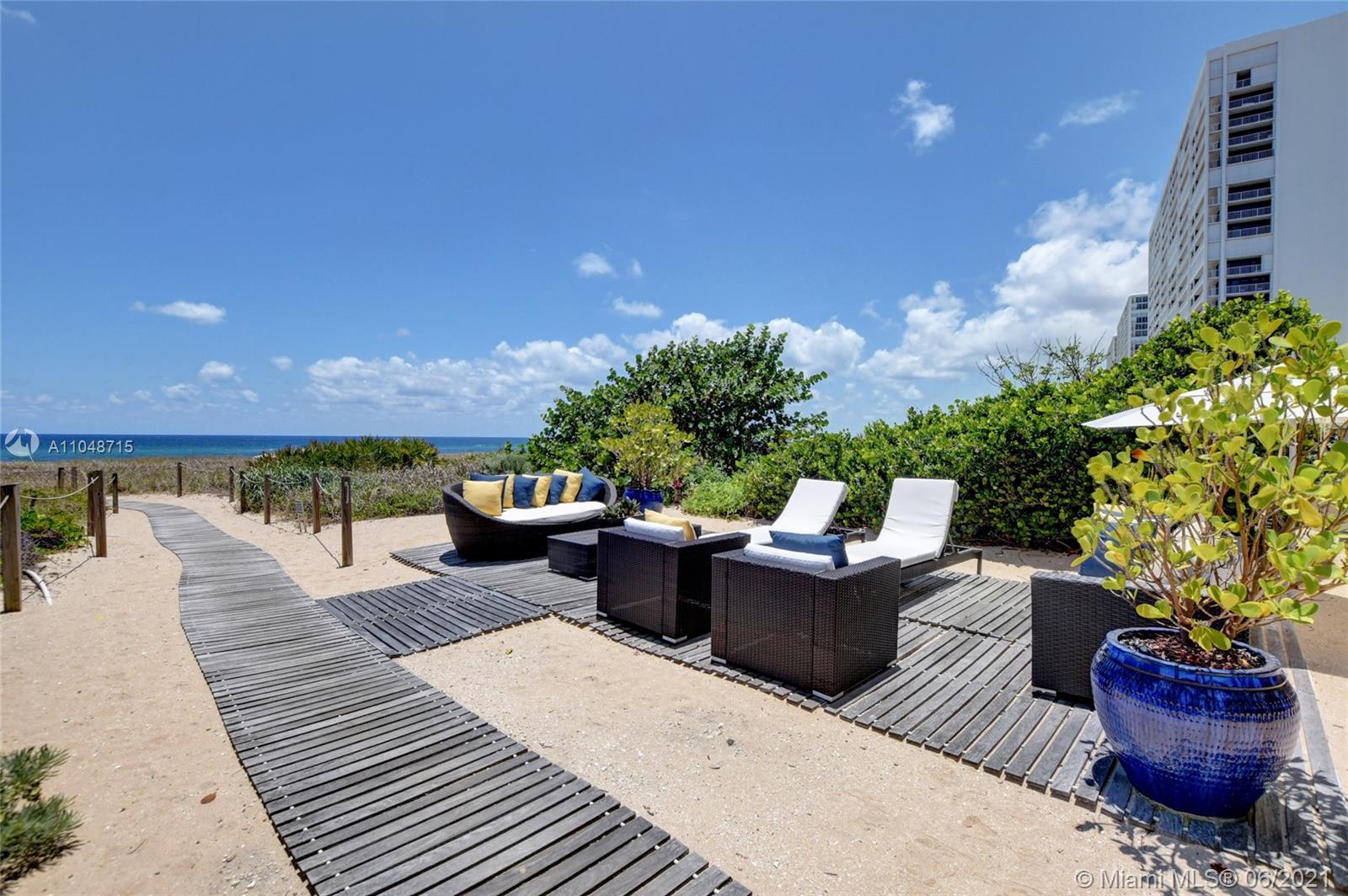 LUXURIA CONDO - Residential