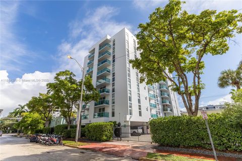Photo of 1035 West Ave #204, Miami Beach, FL 33139 (MLS # A11884279)
