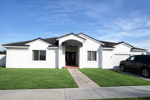 18121 SW 152nd Ct Miami FL 33187